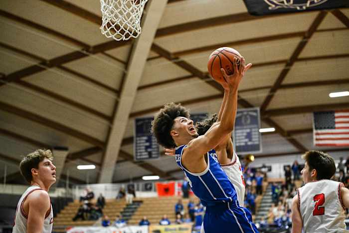 Lincoln Gresham 6A Oregon boys basketball quarterfinal Naji Saker -22